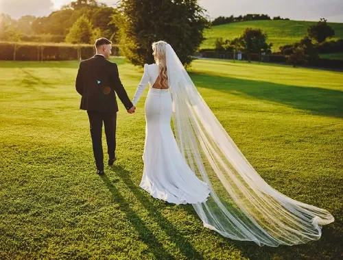 Maxi taxi wedding transfers in Hobart for guests, families, luggage, and venue transport.